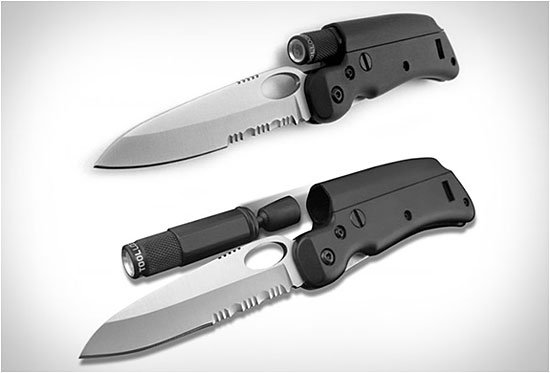 SOG Blade Light
