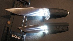 SOG Blade Light