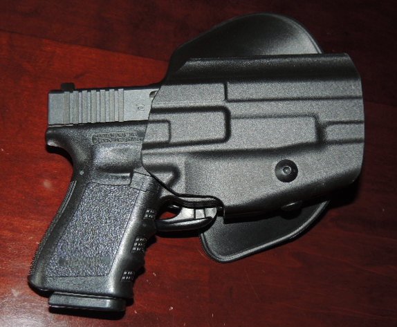 The Safariland Model 578 GLS Pro-Fit Holster with the Author's Glock 23.