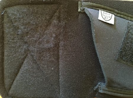 The simple felt-like material on the Neoprene lacks sufficient grip.